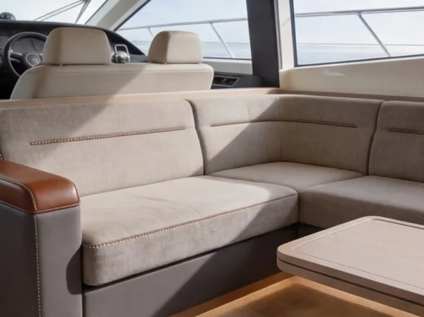 JG Yachtpolster Salon Stoff warmgrau 06